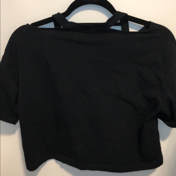 cut off planet crop top (shein) - Picture 3 of 4